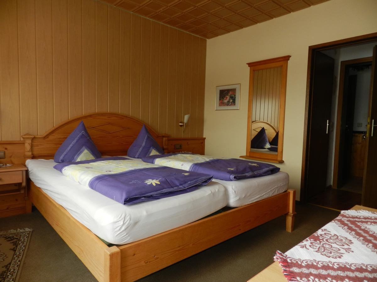 Hotel Dachsberger-Hof Wittenschwand Экстерьер фото